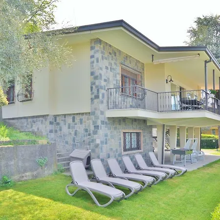 View Garda Salo Gulf Villa *