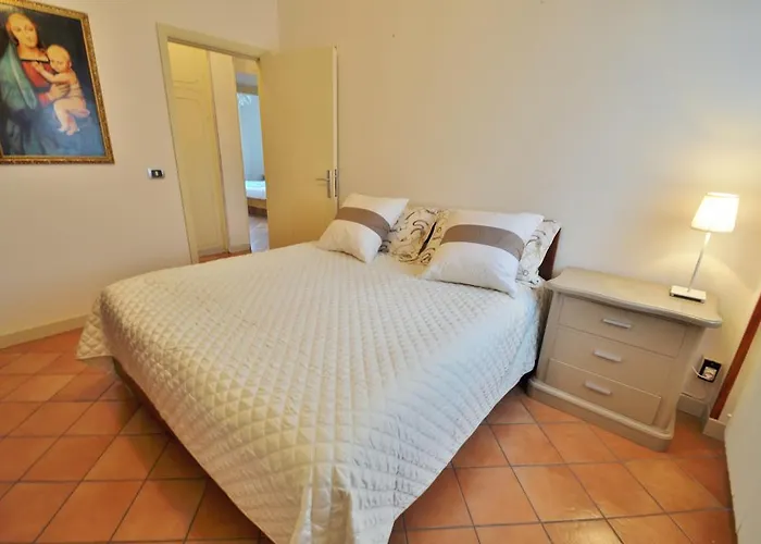 View Garda Salo Gulf Villa