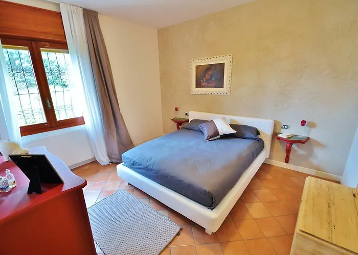 View Garda Salo Gulf Villa